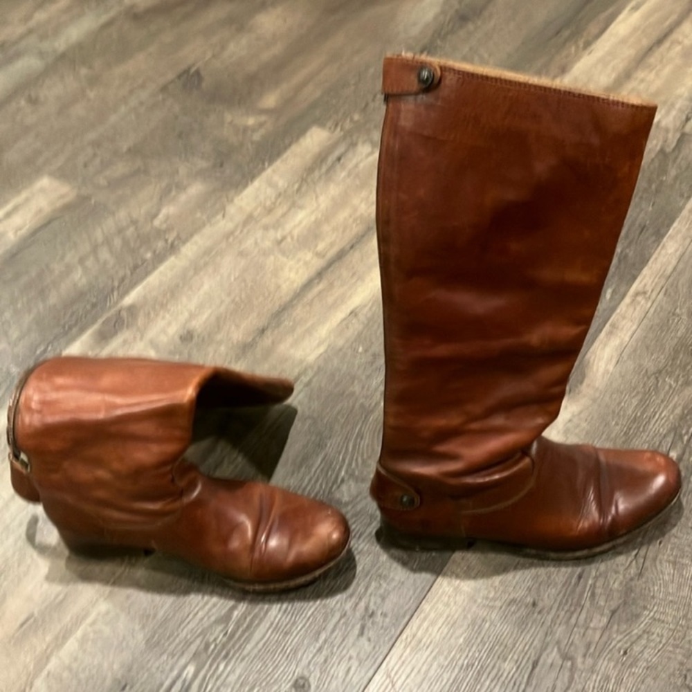 Frye Melissa Button Zipper Back Boot